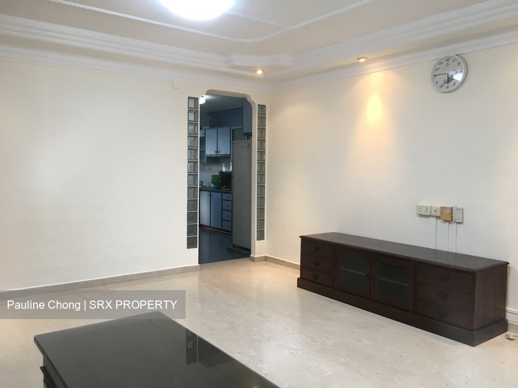 Hougang Avenue 3 thumbnail photo